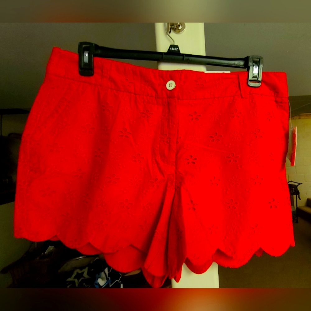 Crown & Ivy shorts